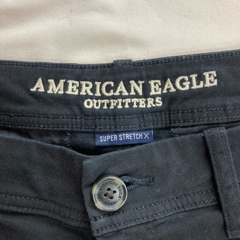 AE Midi length Shorts